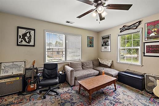 1st image of 1855 Doscher Ave