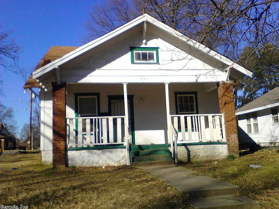 2nd image of 331 W 20th St