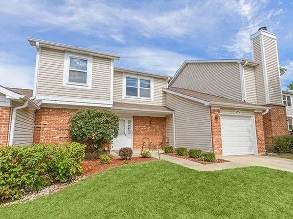 255 Tamarack Dr, Bloomingdale, IL 60108
