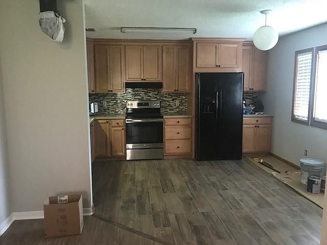 1st image of 1926 Buckwood Dr