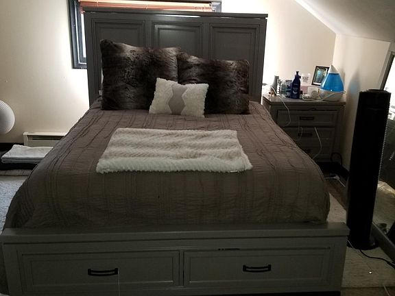 5th image of 3227 Girard Ave S #2