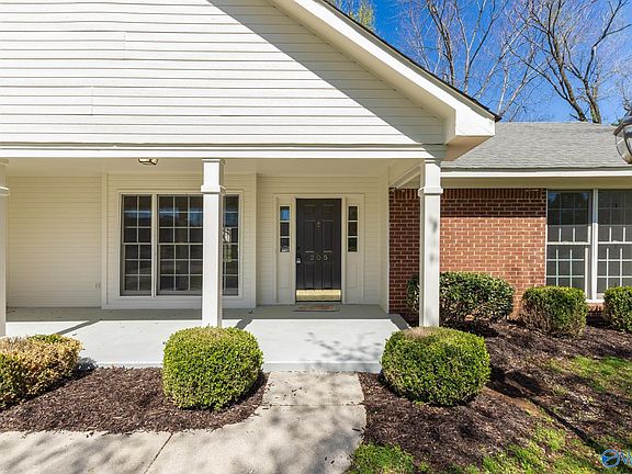 5th image of 205 Perennial Way