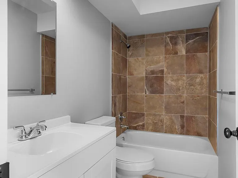 136 S Lorimier St #6 — Photo 9