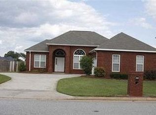 101 Daventry Ln, Warner Robins, GA 31088