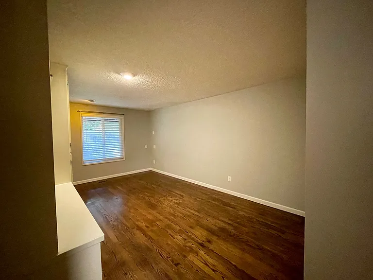 15410 SW Peppermill Ct — Photo 23