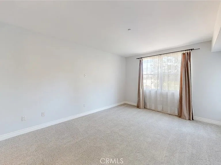 4424 Whitsett Ave #206 — Photo 28