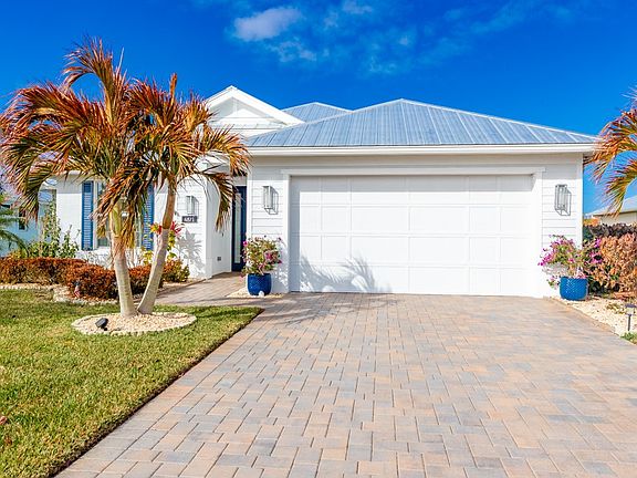 2nd image of 4871 Arabella Cir
