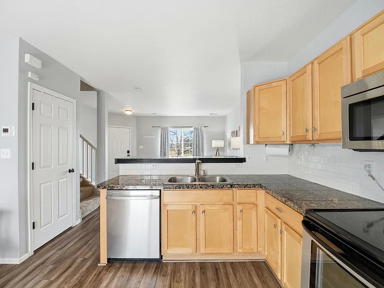 6112 Scottsbluff Dr — Photo 14