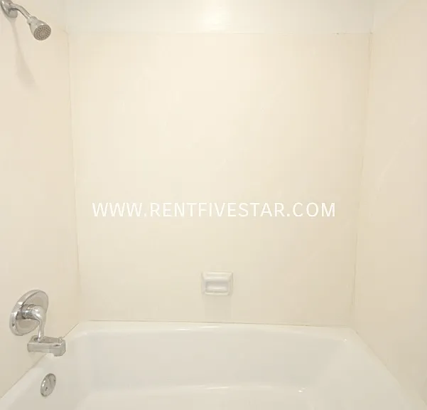809 S 4th Ave #18 — Photo 12