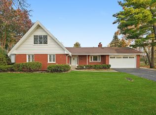 7925 William Dr, Willowbrook, IL 60527