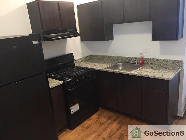 1st image of 11331 S King Dr #1