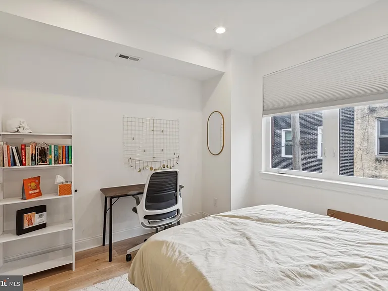 2145 Cross St — Photo 18