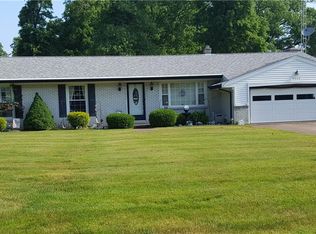 4245 E Balliette Dr, Port Clinton, OH 43452