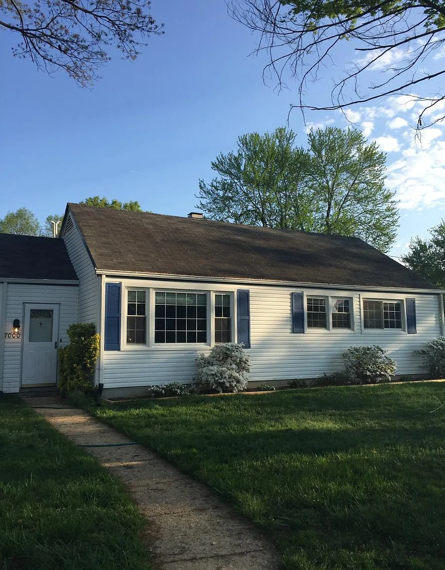 3 bed, 1254 sqft, $3,150 — Photo 1