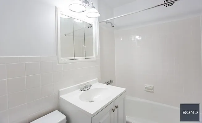 Rented by Bond New York | media 24