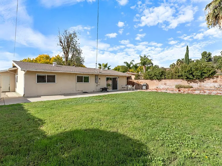 27508 Vilna Ave — Photo 15