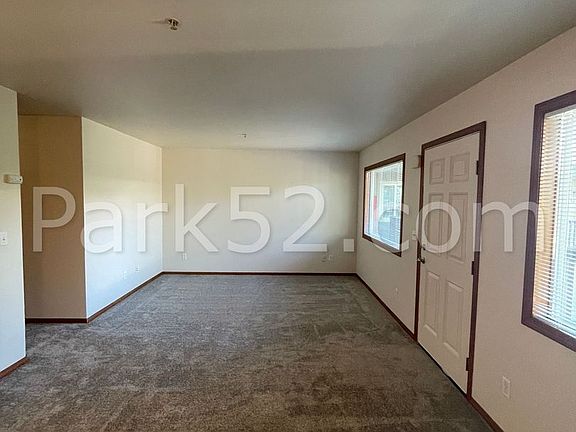 3rd image of 630 N Prospect St #10