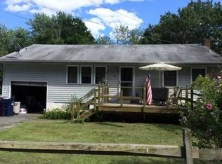 229 S Riverside Rd, Lloyd, NY 12528