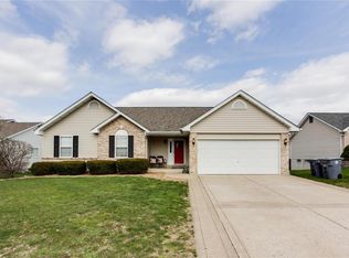 2717 Post Meadows Dr, O'Fallon, MO 63368