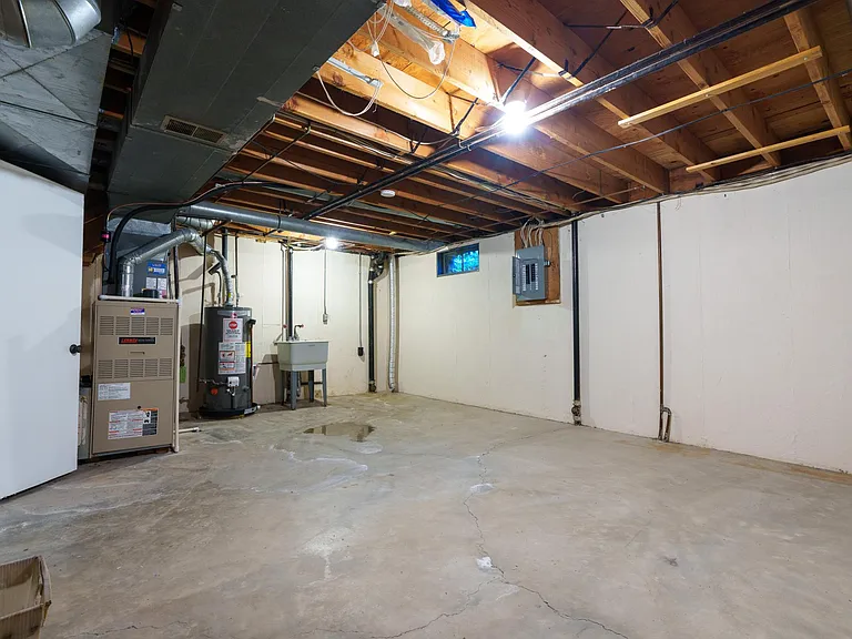 51 Mimosa Dr #31 — Photo 8
