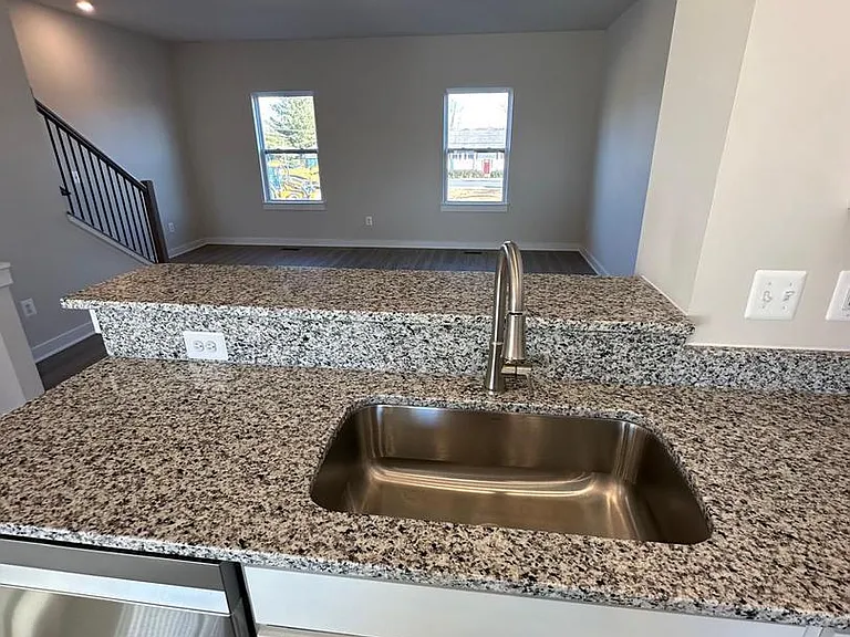 113 Marlow Ct — Photo 22