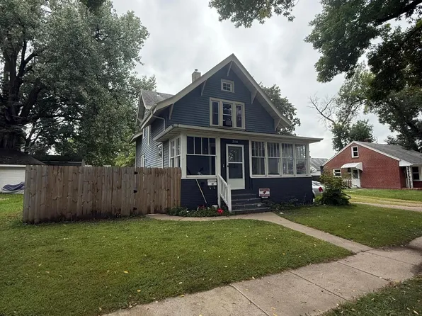 218 Augusta Ave SE, Willmar, MN 56201
