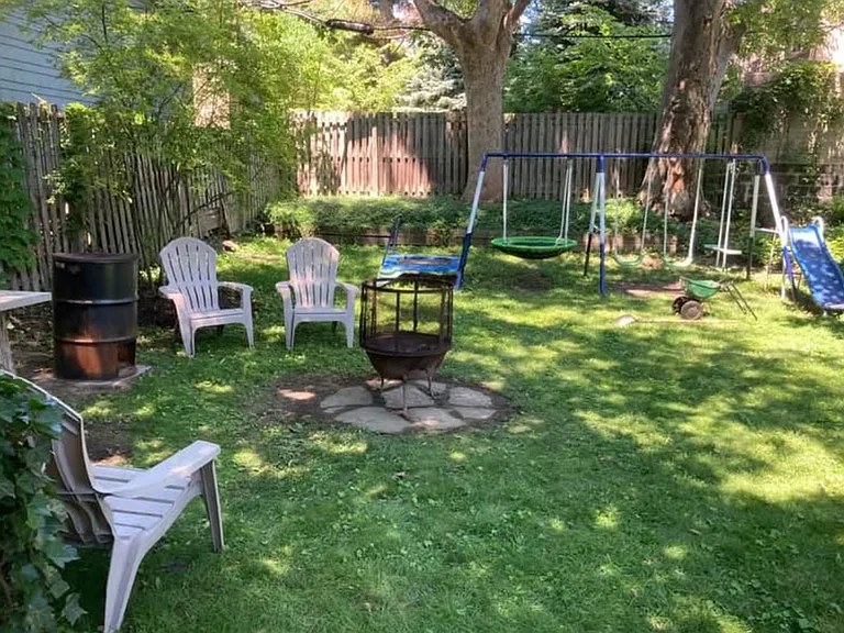 1260 Park Ave — Photo 10