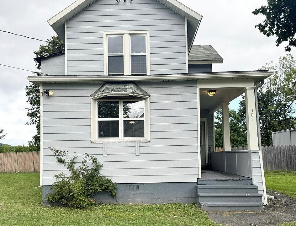 1st image of 305 Diven Ave