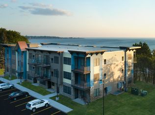1885 Harbor Vista Dr #2, Marquette, MI 49855