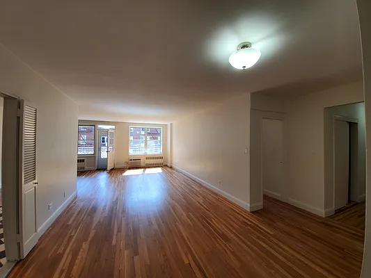 Rented by NYC Realty Brokers LLC | media 7