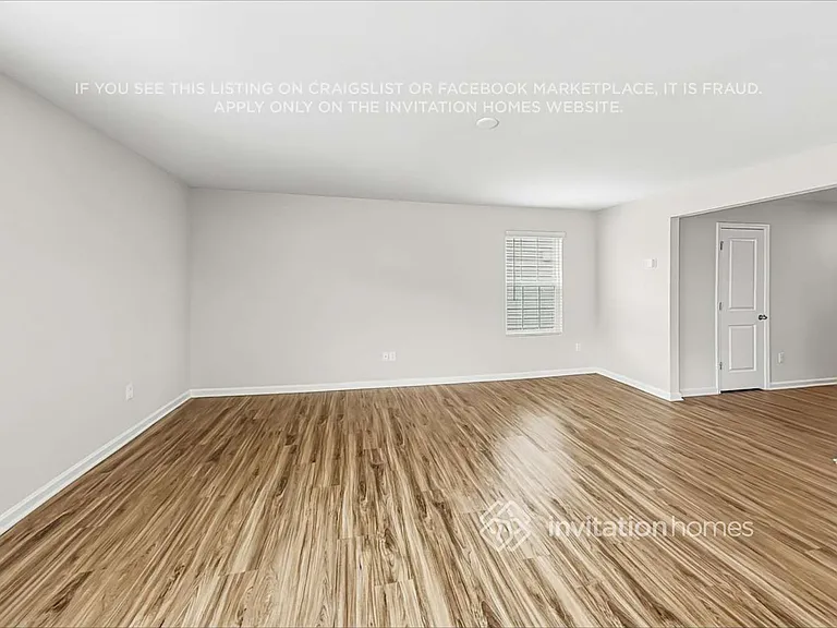 1125 Woodhouse Dr — Photo 5