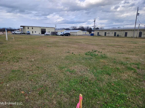 Pearl Park Plz, Pearl, MS 39208