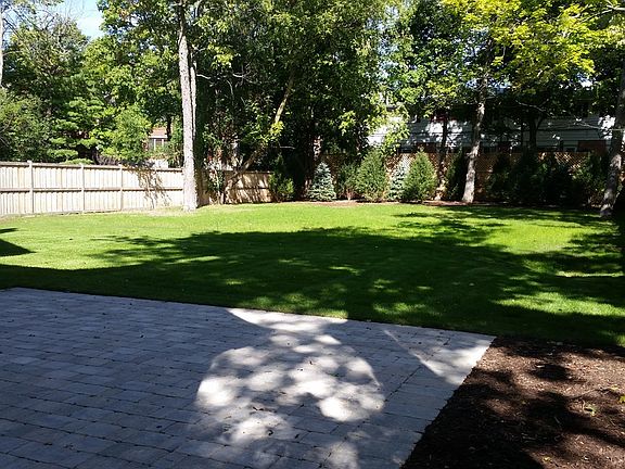 2nd image of 957 Vernon Ave
