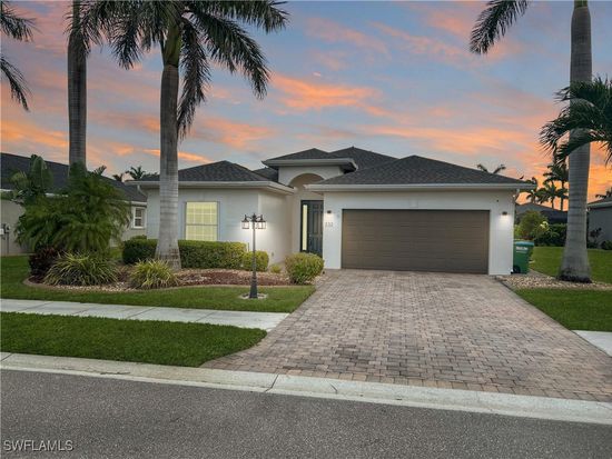232 Destiny Cir, Cape Coral, FL 33990