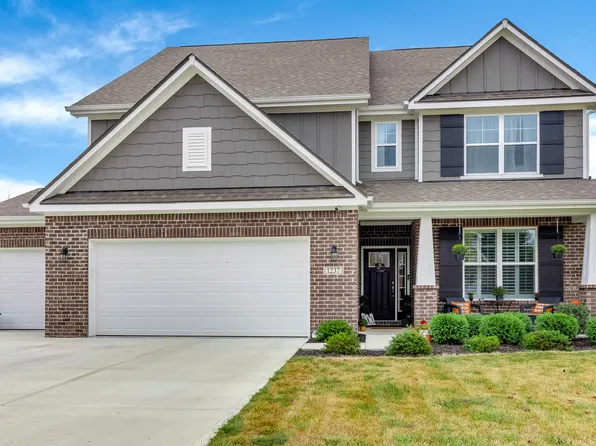 1237 Stonehedge Way, Shelbyville, IN 46176