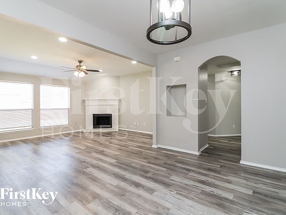 4th image of 505 Covent Garden Pl