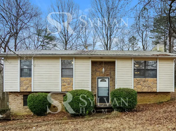 1135 Oak Shadow Cir, Birmingham, AL 35215