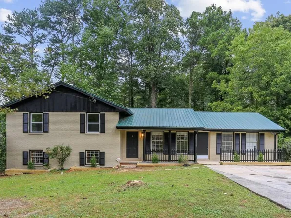 1092 Nielsen Dr, Clarkston, GA 30021