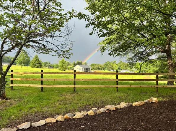 699 Foltz Rd, Edinburg, VA 22824