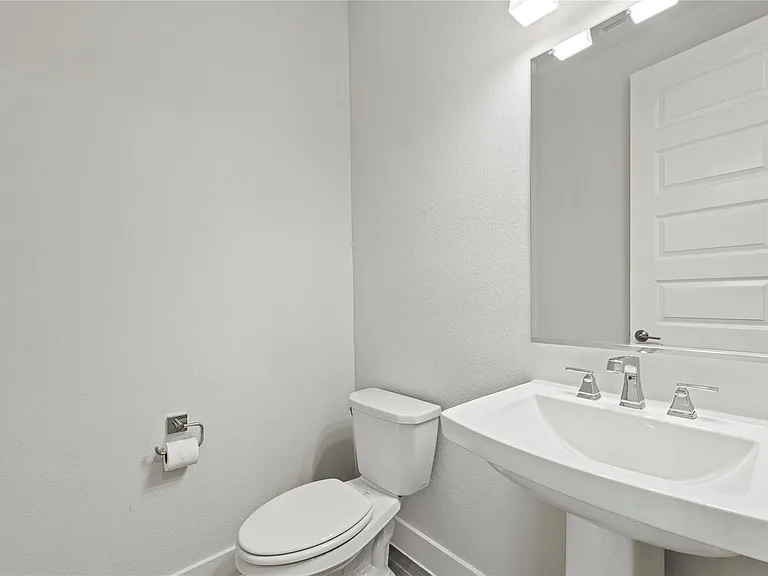 1707 McCrae Hill Ct — Photo 39