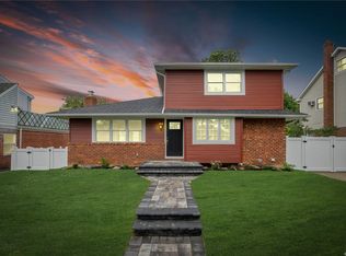 528 Parker Ave, Levittown, NY 11756