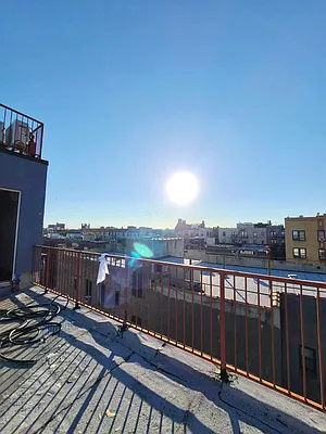 Rented by Delmark Realty LLC | media 4