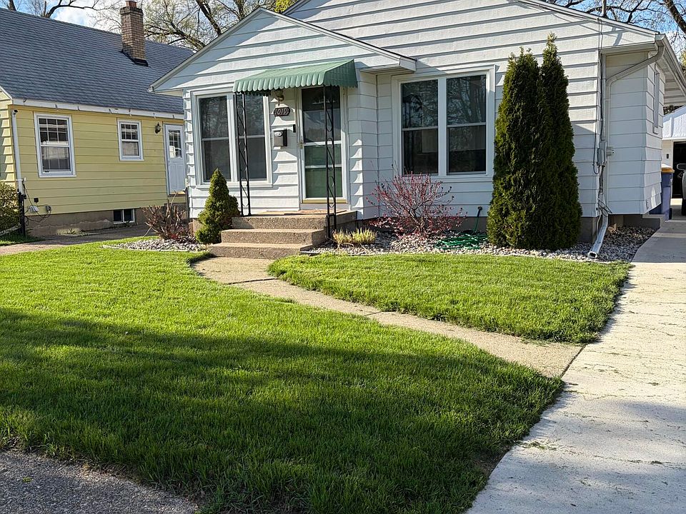 1st image of 1019 Evelyn St NE