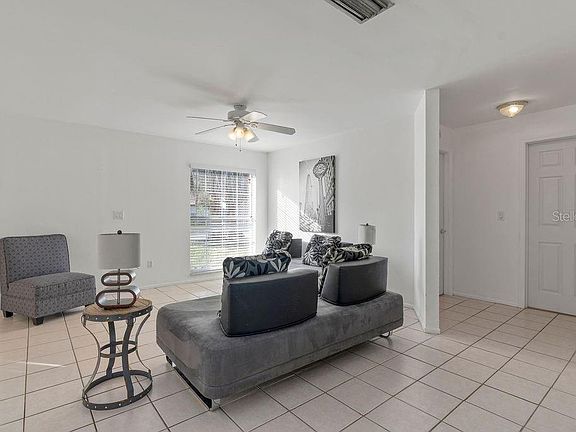 5th image of 1811 Chamberlin St