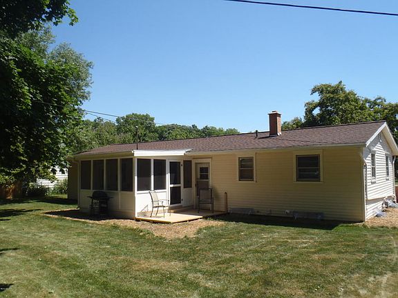 5th image of 149 Westwood Dr
