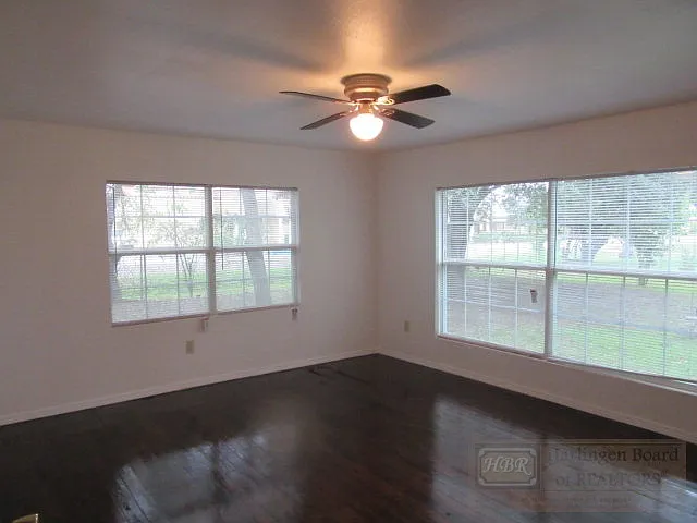 302 Madeley Ave — Photo 3
