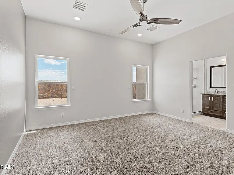 913 Louisiana Downs Ave — Photo 4