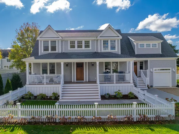 21 Cockachoisett Lane, Osterville, MA 02655