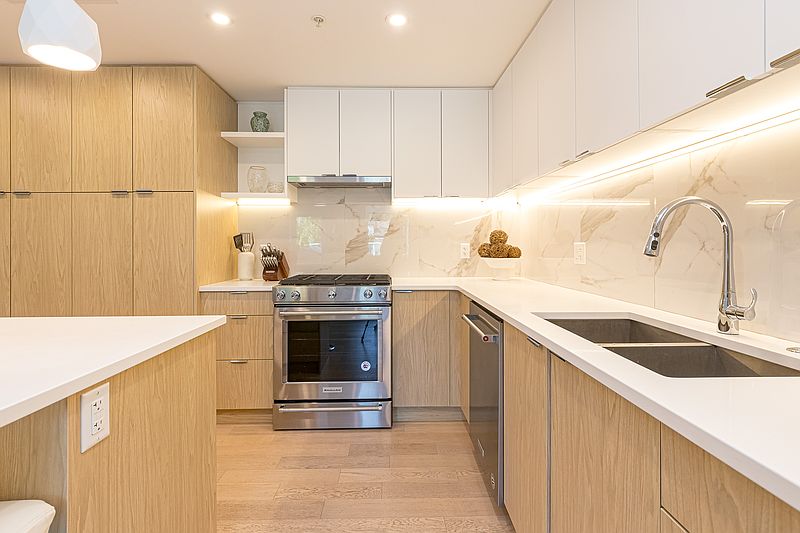 Saanich Apartment for rent - 2 Bedrooms — photo 10