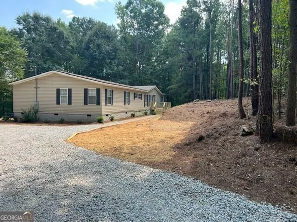 196 Old Scout Rd, Jackson, GA 30233